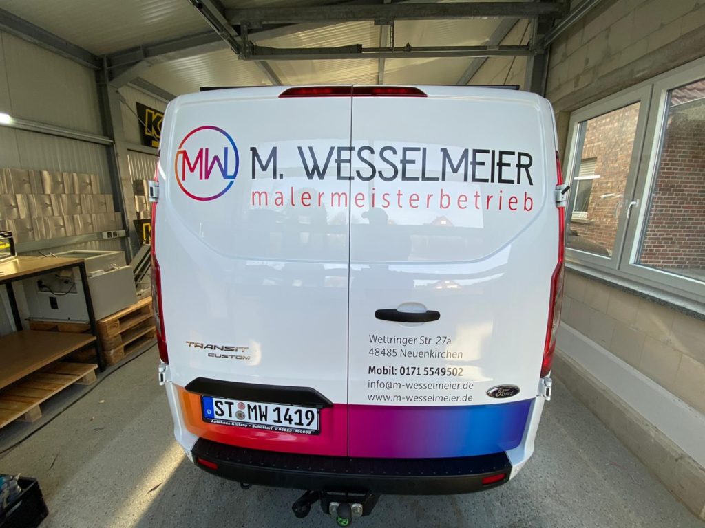 Fahrzeugbeschriftungen – Referenzprojekt 64 von Klartext