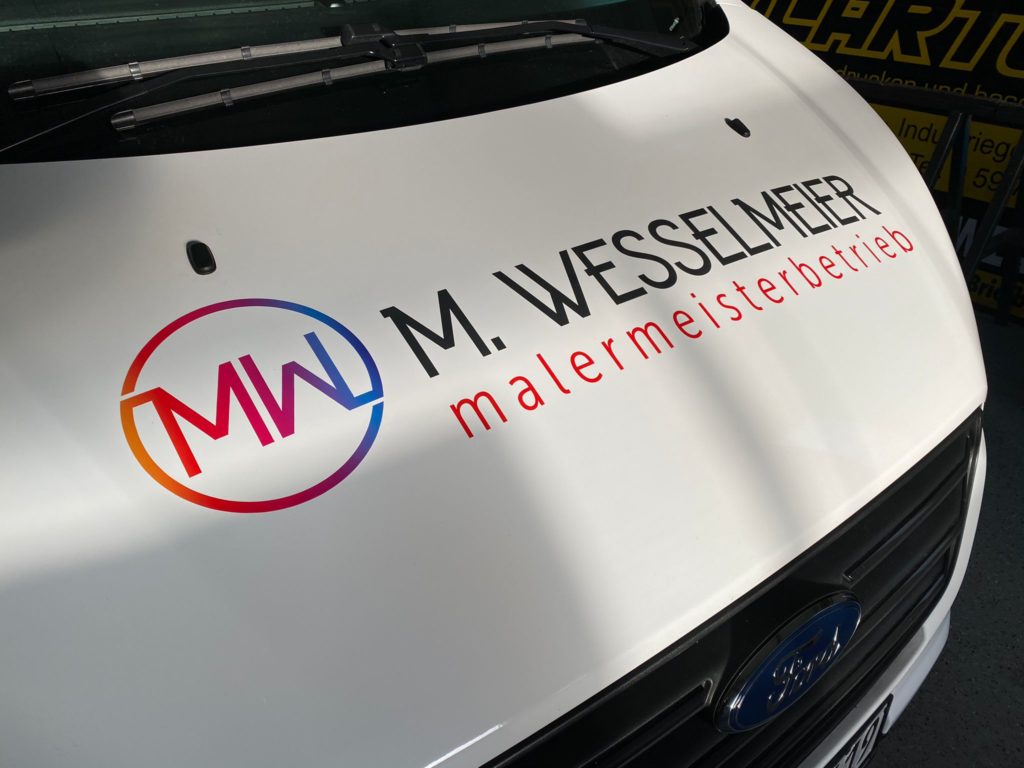 Fahrzeugbeschriftungen – Referenzprojekt 65 von Klartext